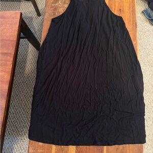 Black Sleeveless Dress
